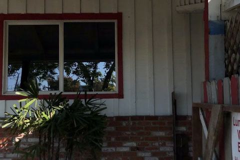 Loree's Little Shack by the Railroad Track